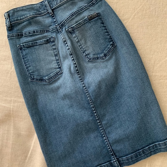 7 FOR ALL MANKIND, Soft Denim Pencil Jean Skirt, Size 24 - Picture 6 of 9